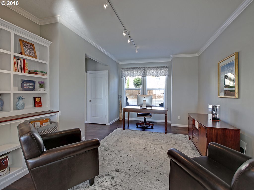 11888 Southwest Aspen Ridge Drive Tigard, OR 97224 - Photo 6 of 20