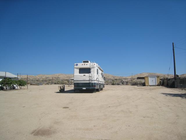 28370 Golf Course Road Taft, CA 93268 - Photo 2 of 20