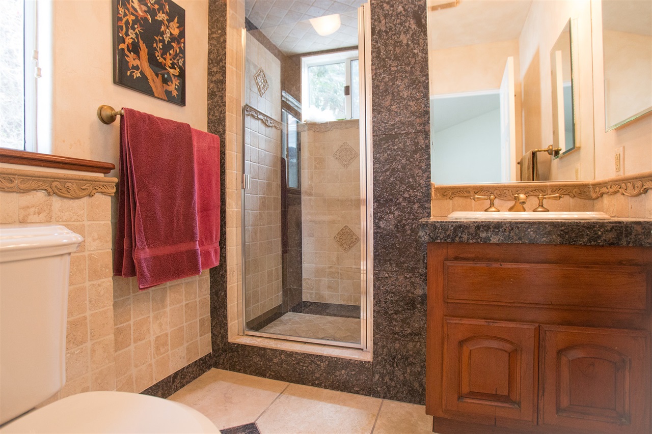 1565 Burgundy Road Encinitas, CA 92024 - Photo 18 of 25