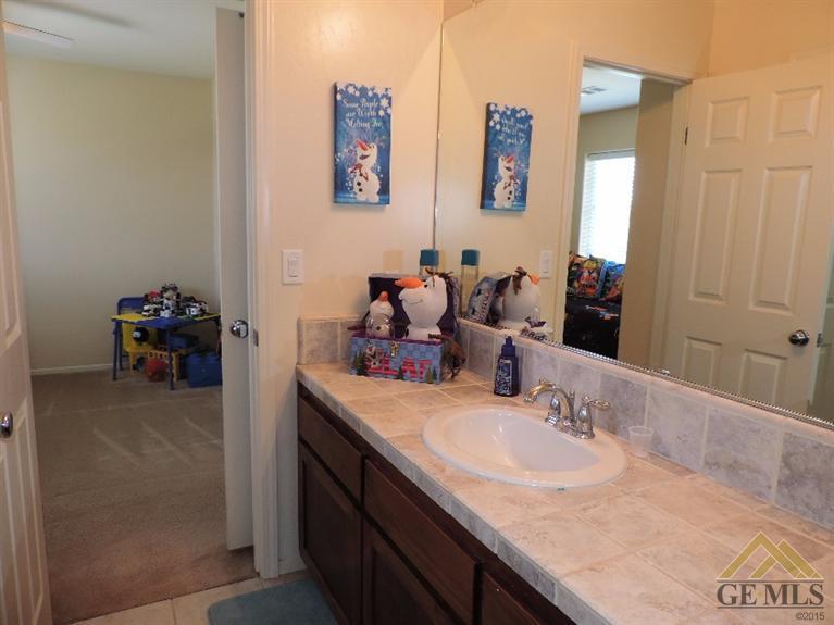 8910 Rockefeller Street Bakersfield, CA 93311 - Photo 15 of 27 Gallery Image 15