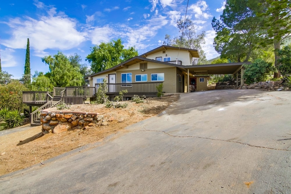 500 Anderson Road Alpine, CA 91901 - Photo 3 of 25