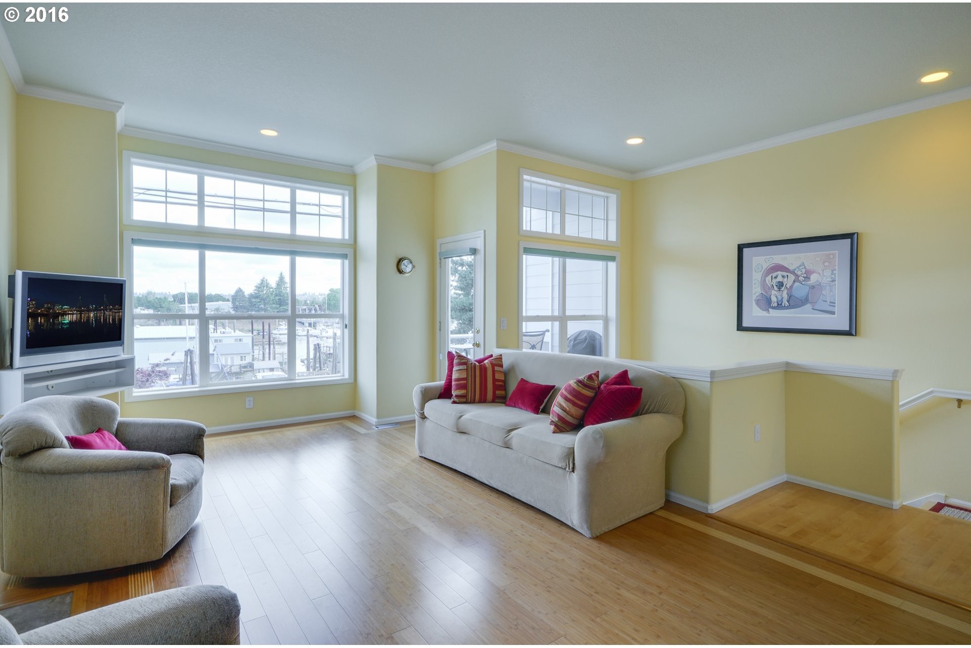 530 Northeast Bridgeton Road Portland, OR 97211 - Photo 8 of 21 Gallery Image 8