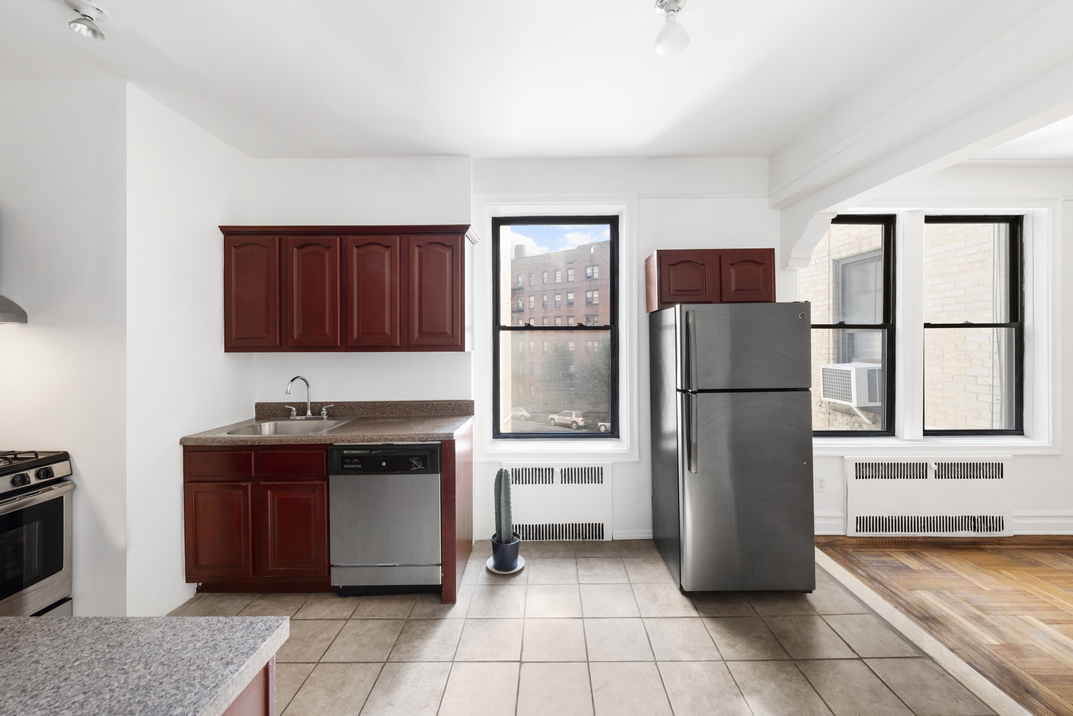 70 Lenox Road, Unit 3K Brooklyn, NY 11226 - Photo 8 of 11