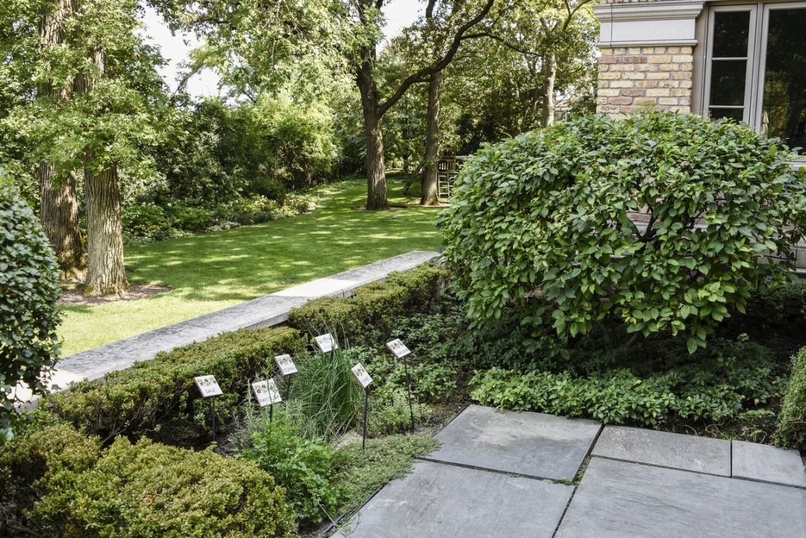 889 Sheridan Road Winnetka, IL 60093 - Photo 21 of 65