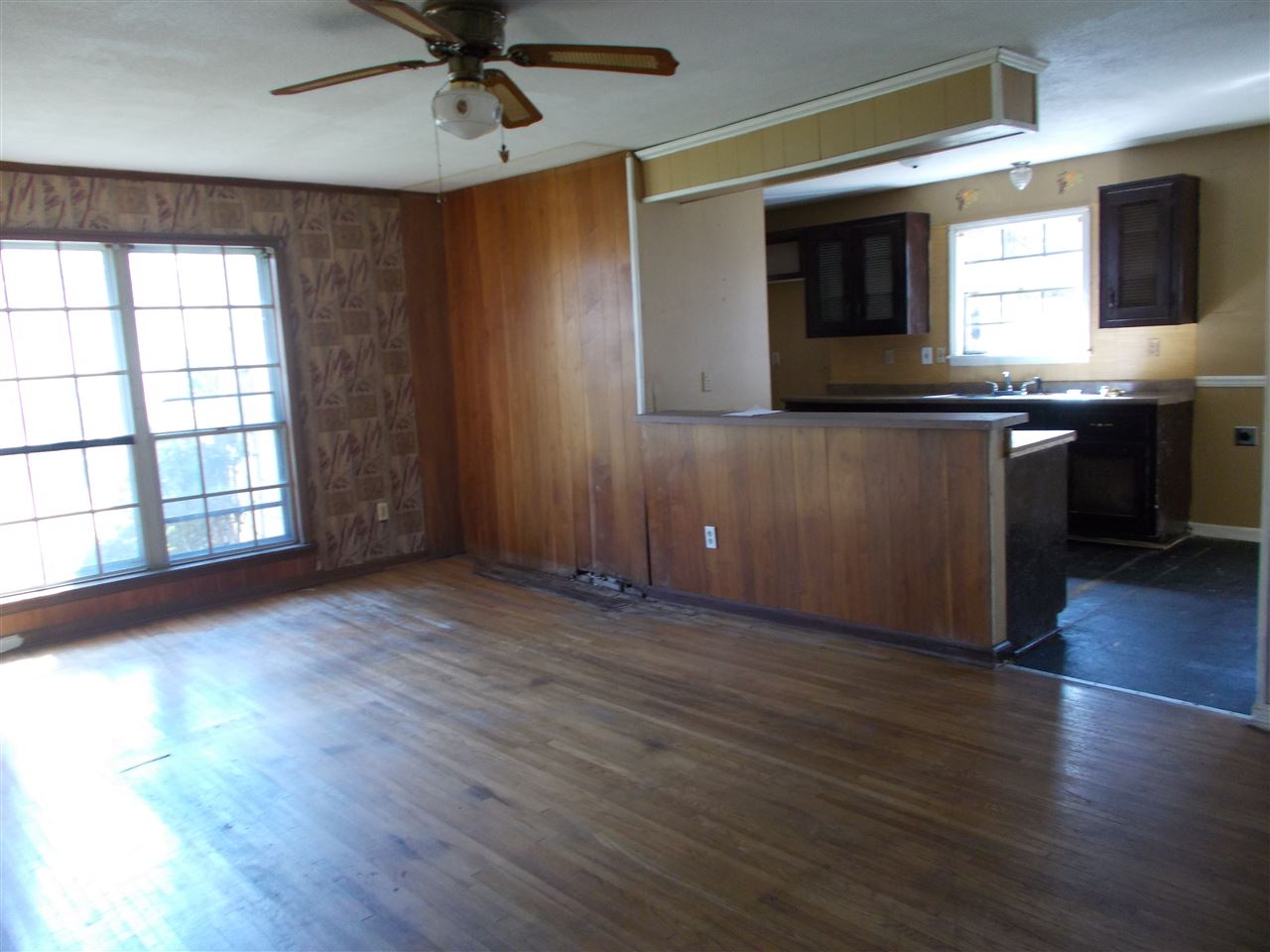 4849 Knight Arnold Road Memphis, TN 38118 - Photo 6 of 12 Gallery Image 6