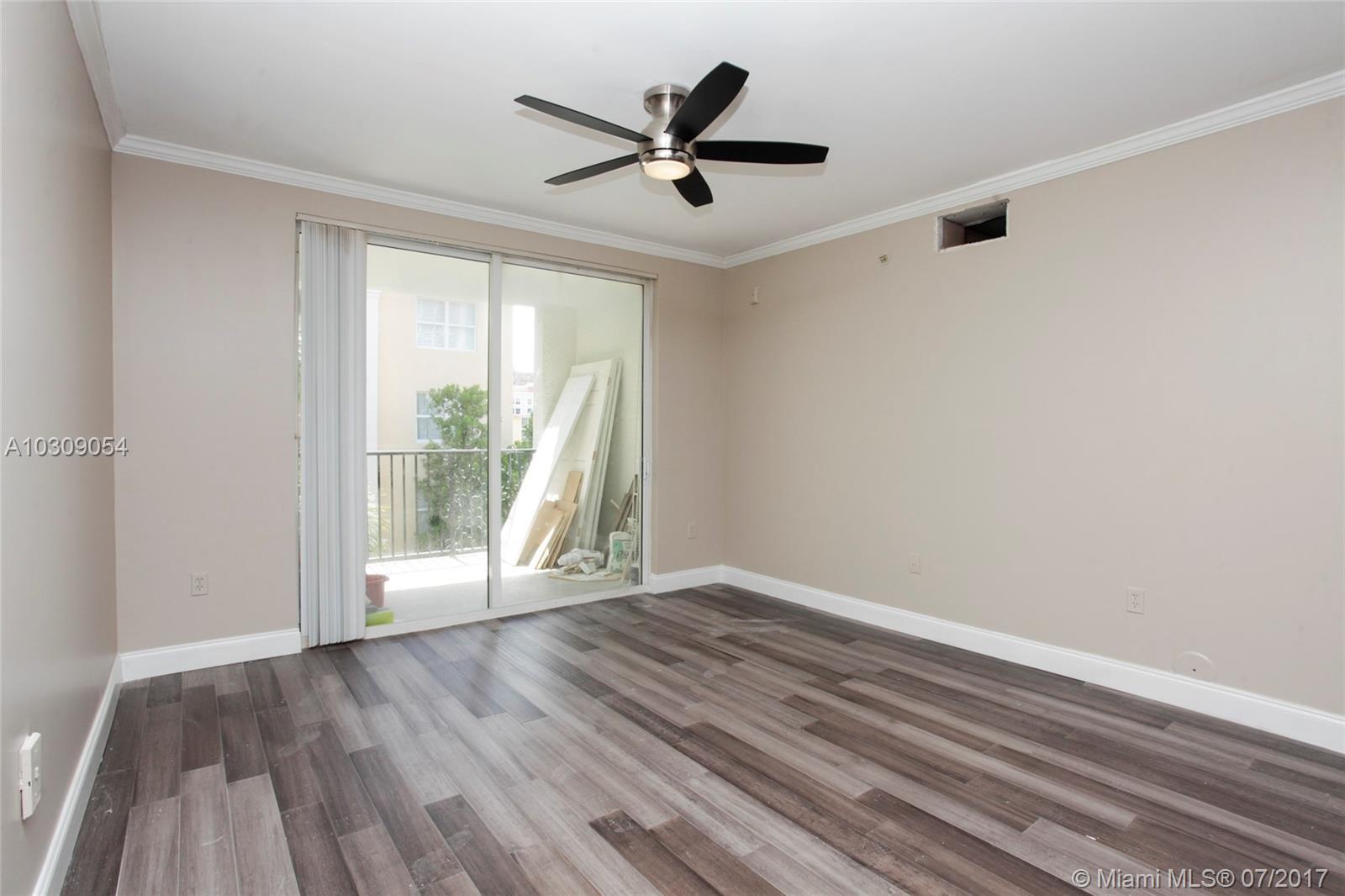 17145 North Bay Road, Unit 4404 Sunny Isles Beach, FL 33160 - Photo 6 of 16