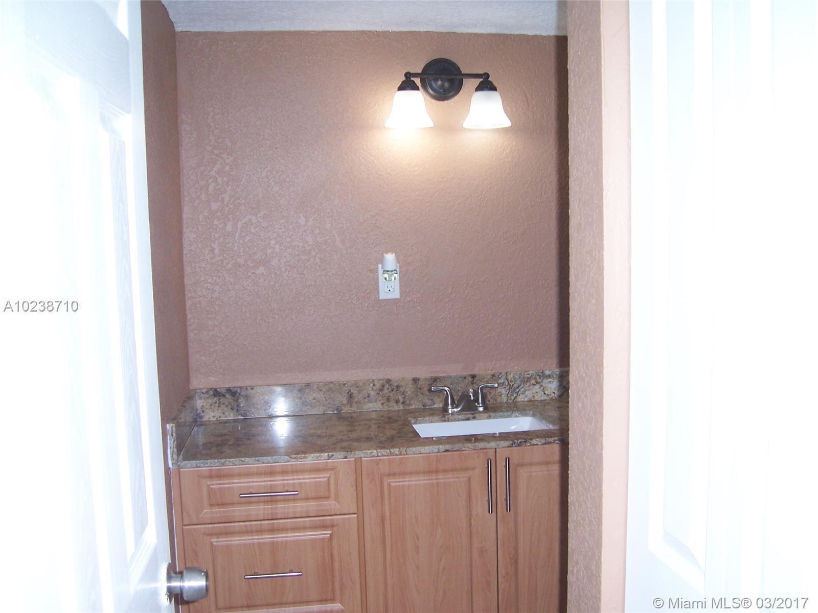 10816 North Kendall Drive, Unit R9 Miami, FL 33176 - Photo 11 of 26