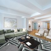 $2,500,000 | 40 East 61st Street, Unit 8C | Lenox Hill