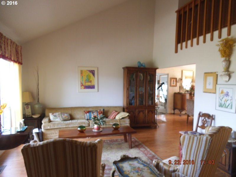 2420 Happy Valley Road Roseburg, OR 97471 - Photo 3 of 31 Gallery Image 3