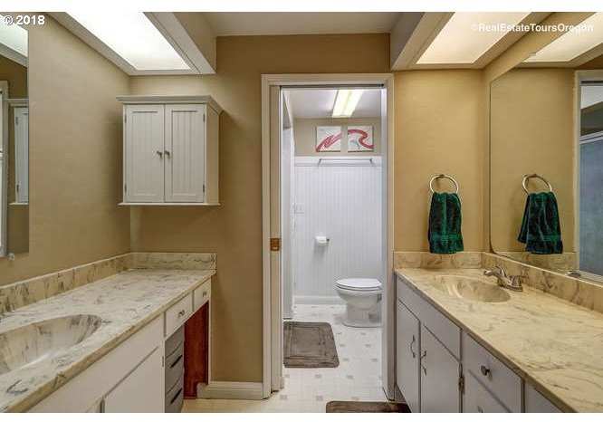 803 Elliott Road Newberg, OR 97132 - Photo 15 of 32 Gallery Image 15