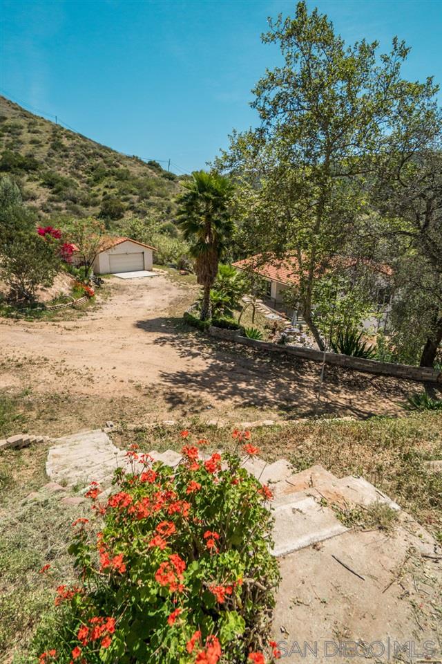 1057 Dehesa Ranch Road El Cajon, CA 92019 - Photo 20 of 21