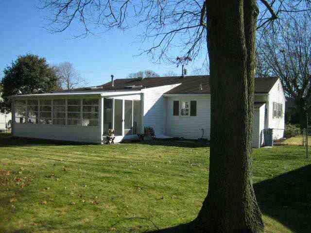 114 Osborne Road Somers Point, NJ 08244 - Photo 4 of 9 Gallery Image 4
