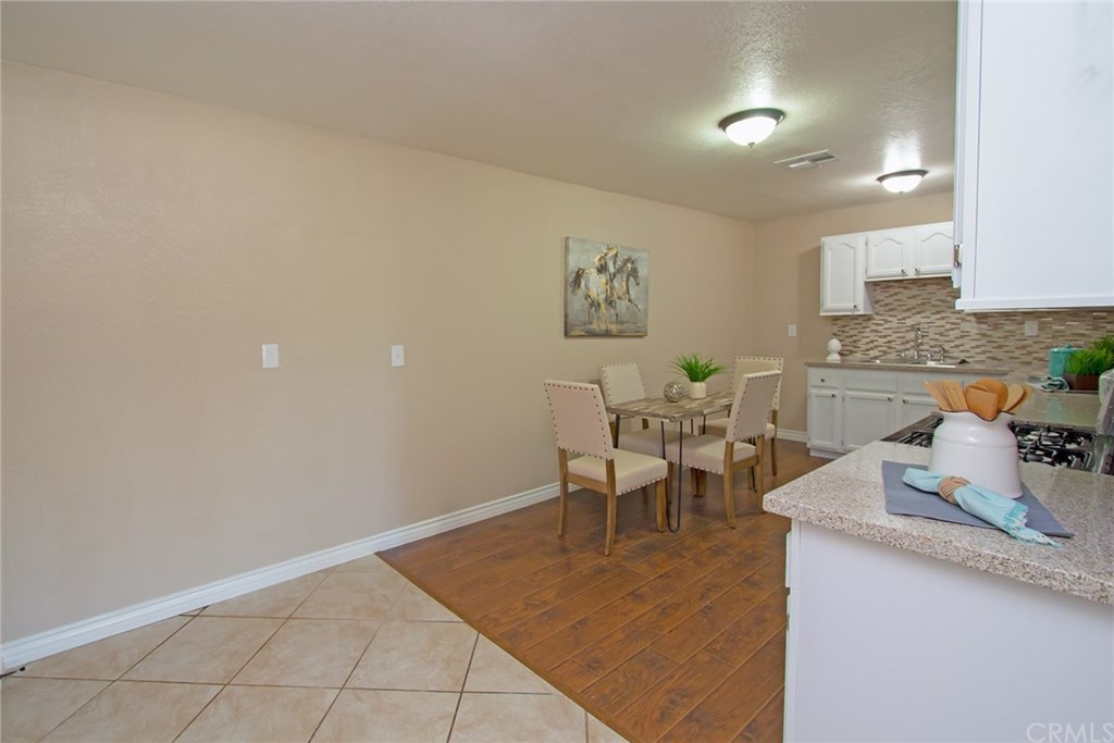 19340 Woodhill Street Rialto, CA 92376 - Photo 15 of 42