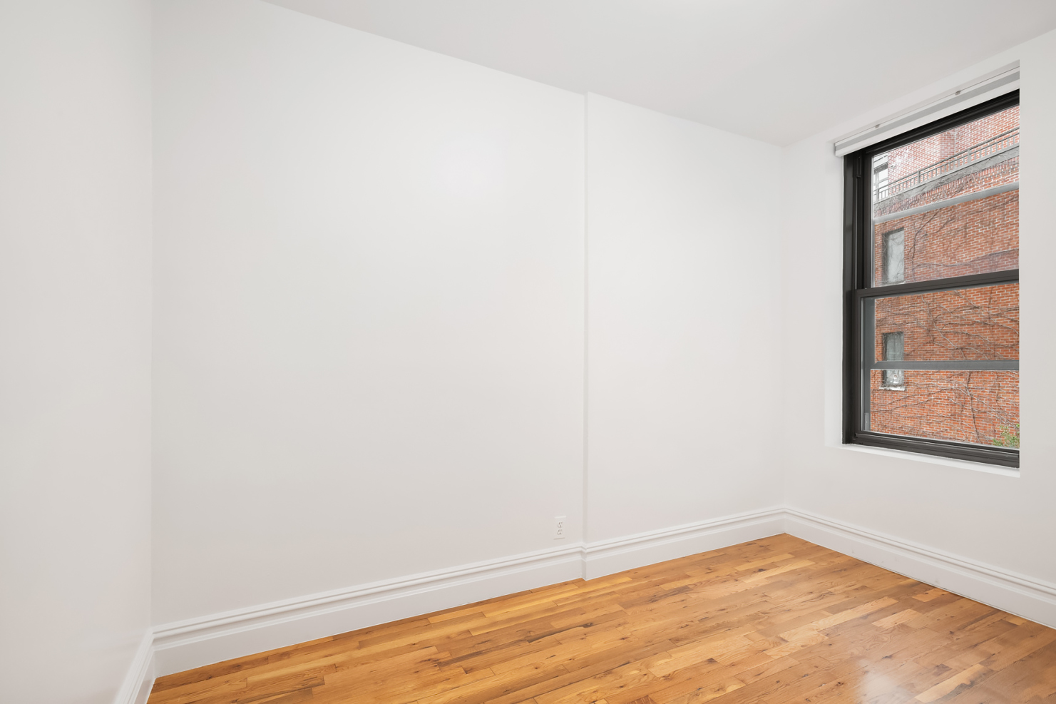 322 West 11th Street, Unit 5 Manhattan, NY 10014 - Photo 4 of 5