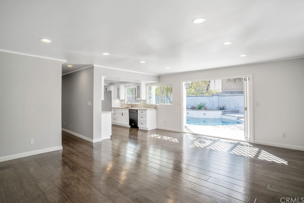 13516 Darvalle Street Cerritos, CA 90703 - Photo 24 of 75