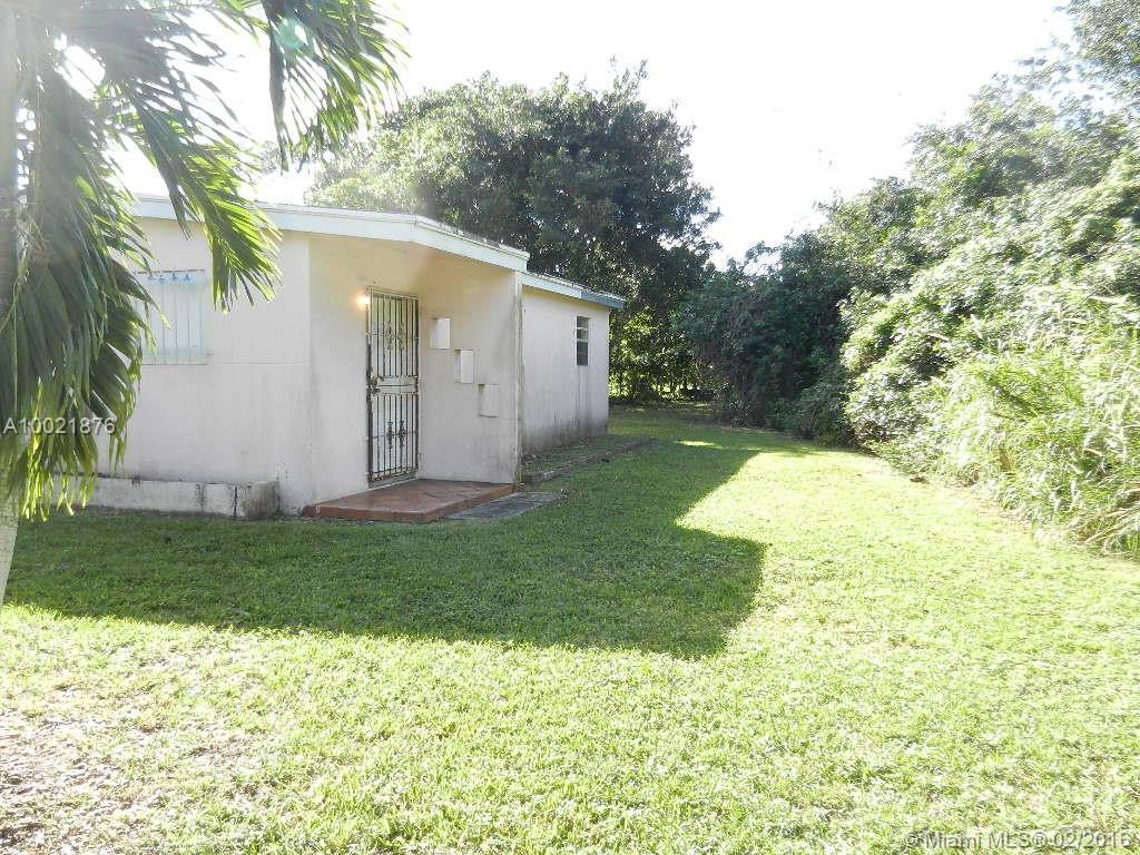 23110 Southwest 123rd Court Miami, FL 33170 - Photo 5 of 23