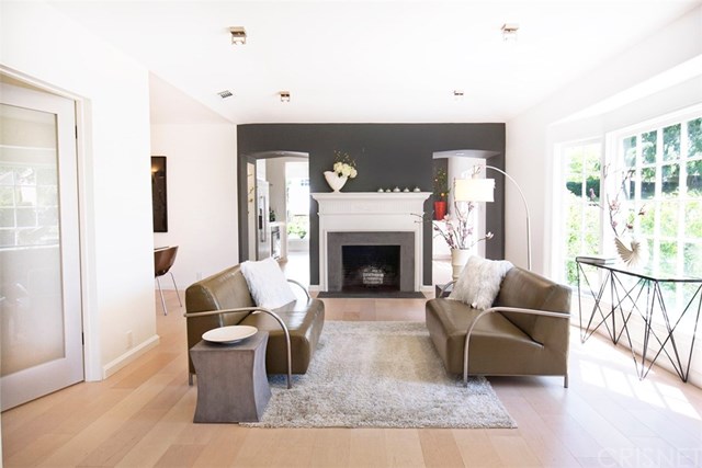 665 Deodara Drive Altadena, CA 91001 - Photo 6 of 33