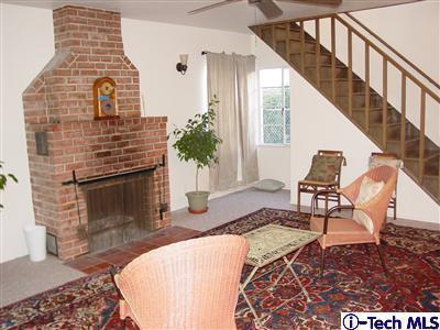 11846 Rialto Street Sun Valley, CA 91352 - Photo 4 of 10 Gallery Image 4