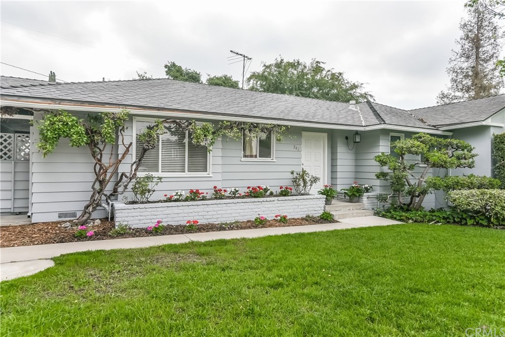 1742 El Vista Circle Arcadia, CA 91006 - Photo 5 of 21