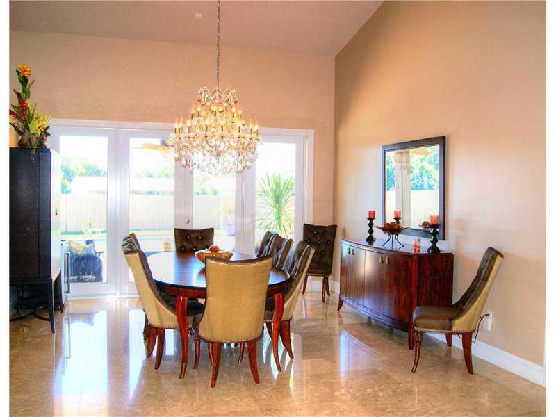 11020 Southwest 139th Road Miami, FL 33176 - Photo 8 of 31