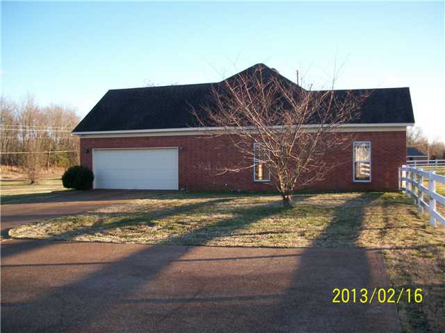3320 Warren Road Oakland, TN 38060 - Photo 2 of 21 Gallery Image 2