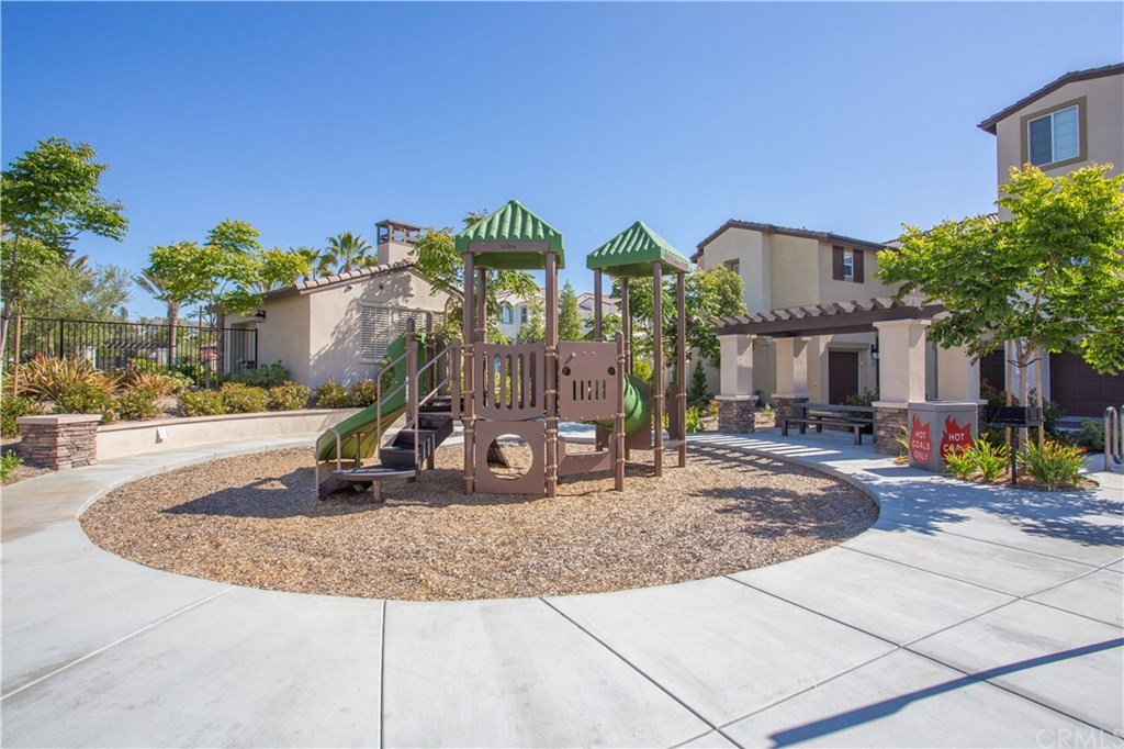 44090 Calle Luz Temecula, CA 92592 - Photo 34 of 39