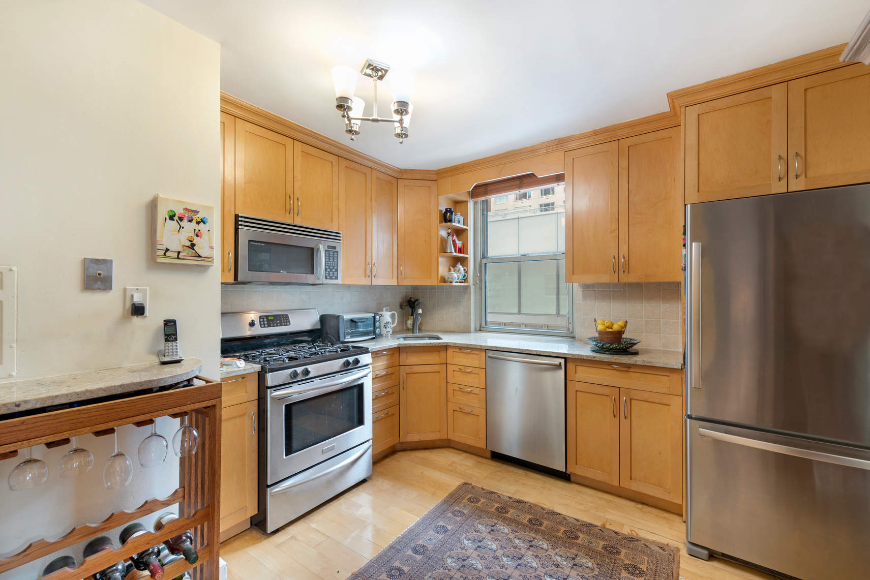 200 East 58th Street, Unit 7H Manhattan, NY 10022 - Photo 5 of 12