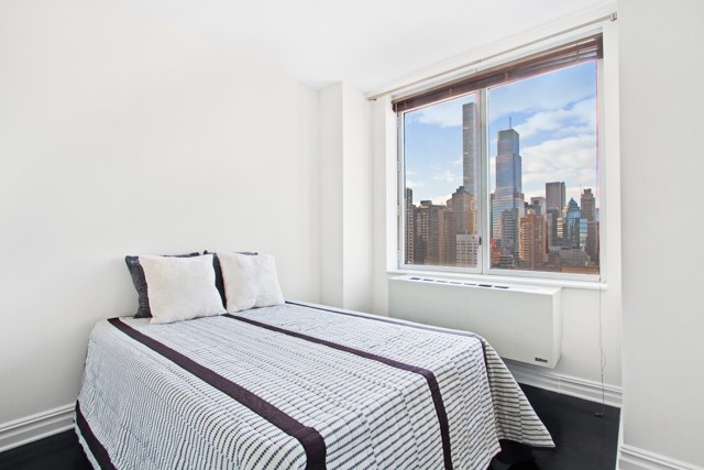 401 East 60th Street, Unit 21C Manhattan, NY 10022 - Photo 3 of 7