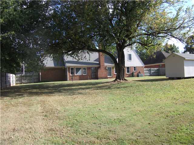 484 Fletcher Road Collierville, TN 38017 - Photo 11 of 11 Large Back Yard with Wired Workshop.