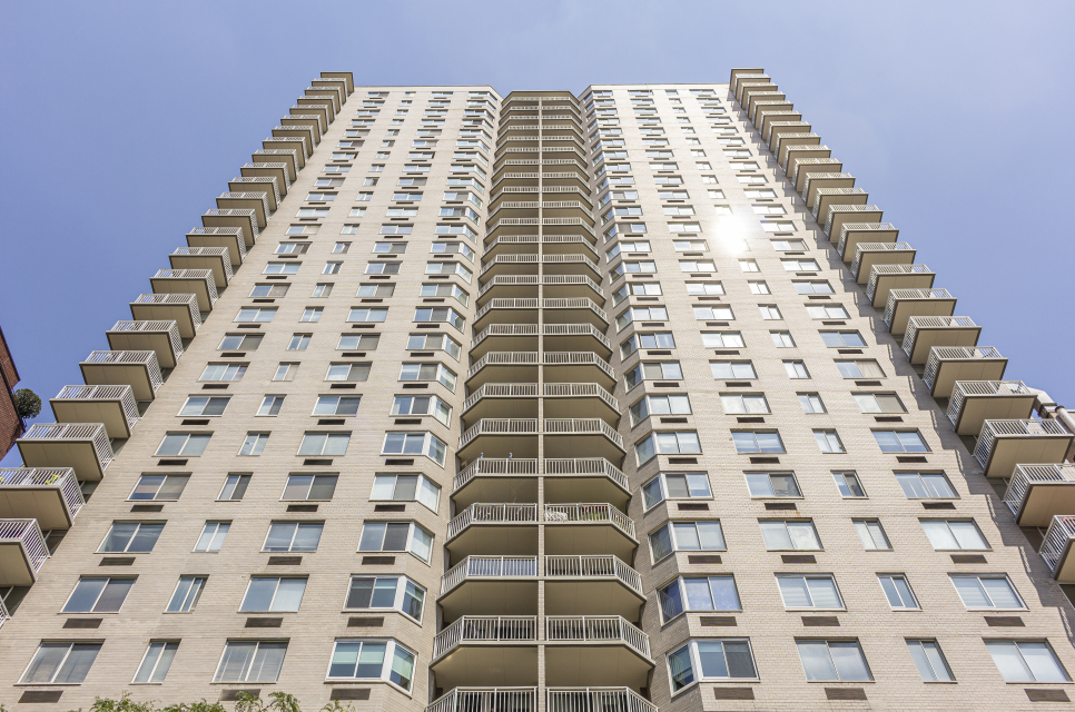 515 E 79th St, Manhattan, NY 10075 - Photo 2 of 3