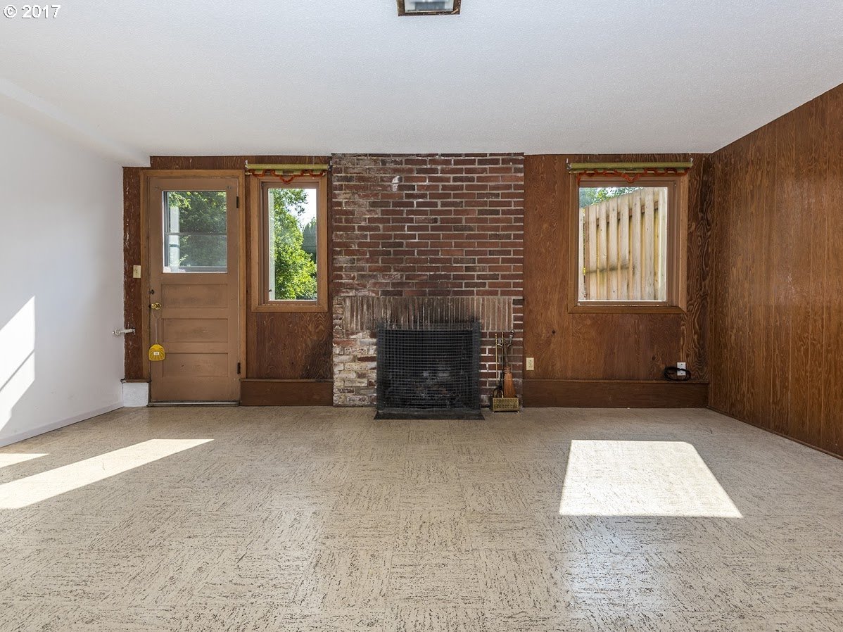 3939 Southwest Alice Street Portland, OR 97219 - Photo 15 of 32 Gallery Image 15