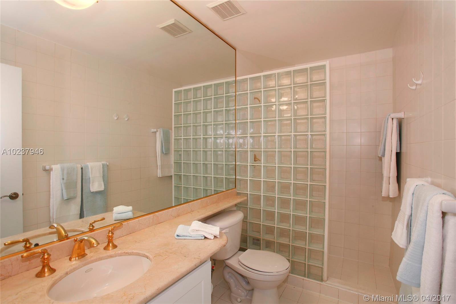 335 Woodcrest Road Key Biscayne, FL 33149 - Photo 19 of 28