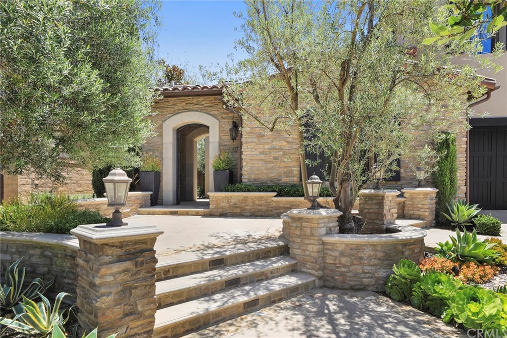 39 Pacific Mist Newport Coast, CA 92657 - Photo 4 of 30