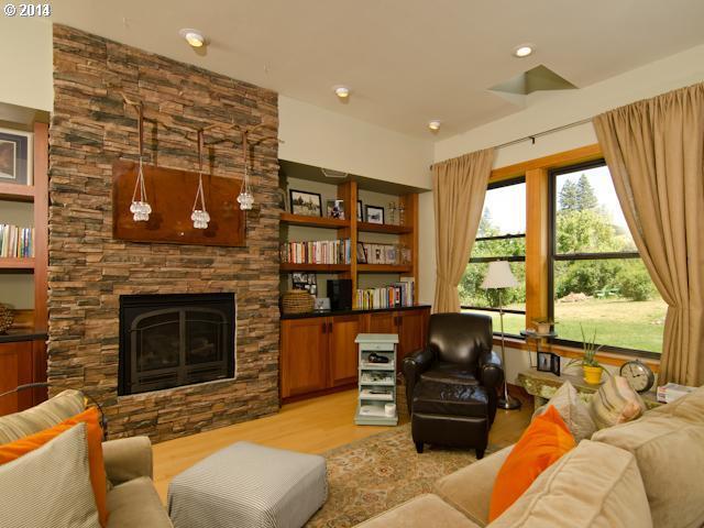 545 Highline Road Hood River, OR 97031 - Photo 12 of 16