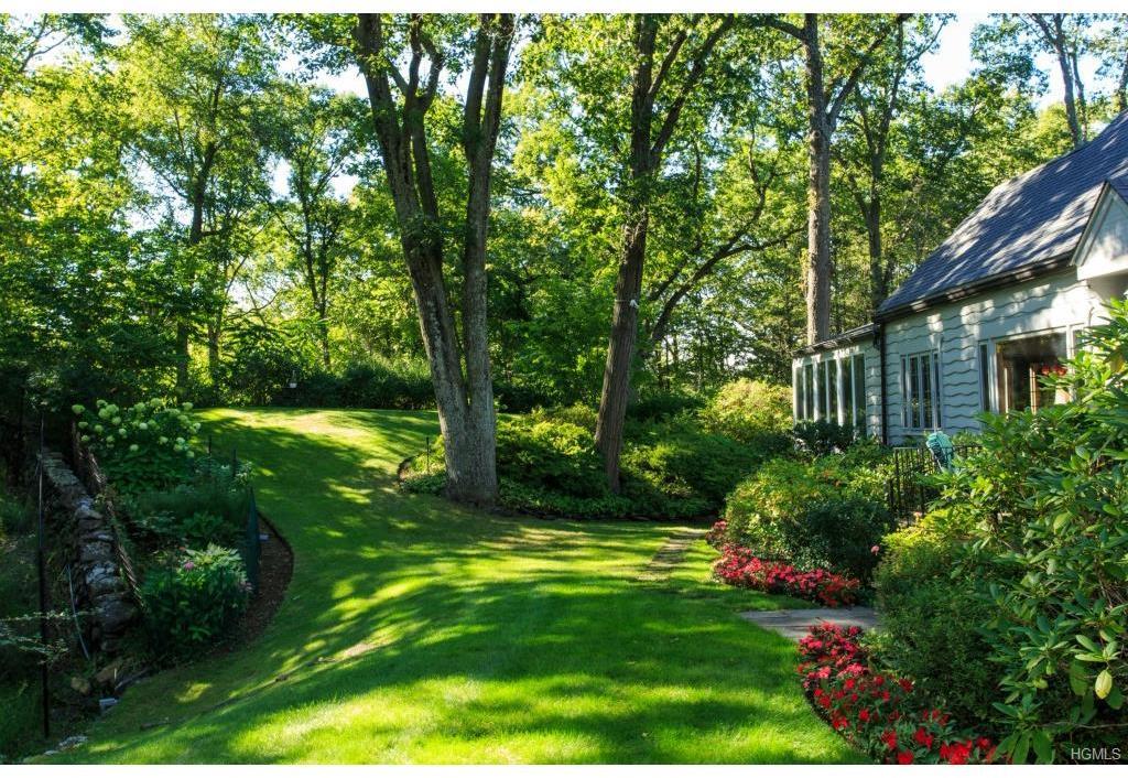 1391 Hunterbrook Road Yorktown Heights, NY 10598 - Photo 21 of 30