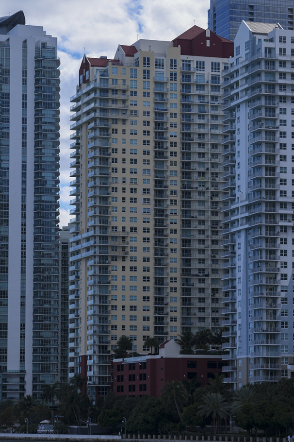 THE MARK ON BRICKELL CONDO 1155 Brickell Bay Dr, Miami, FL 33131 - Photo 3 of 3