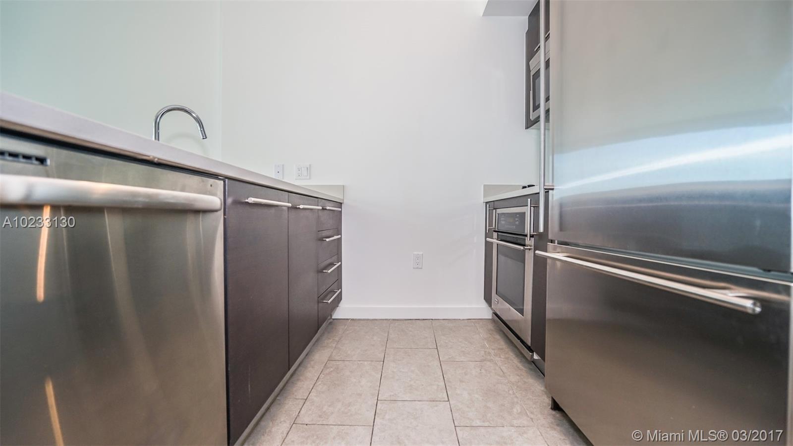 500 Brickell Avenue, Unit 800 Miami, FL 33131 - Photo 4 of 30