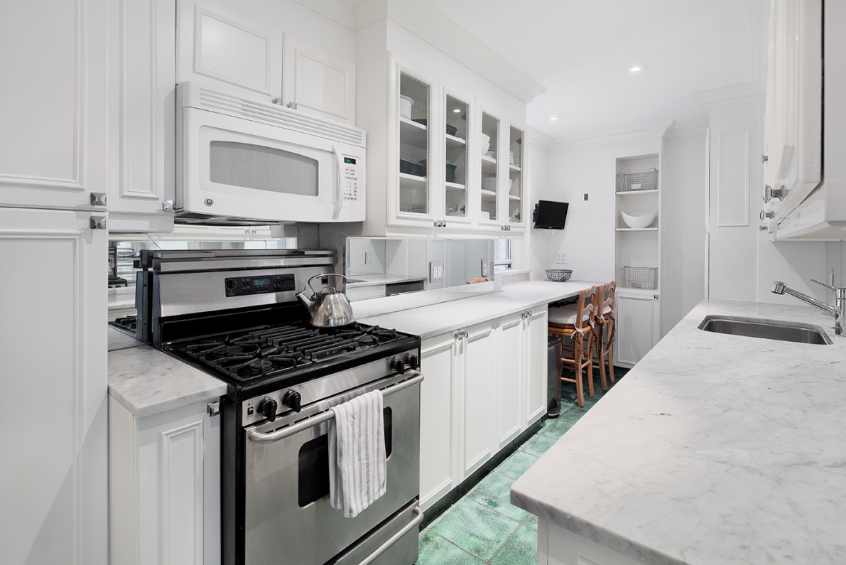163 East 81st Street, Unit 1CD Manhattan, NY 10028 - Photo 3 of 12
