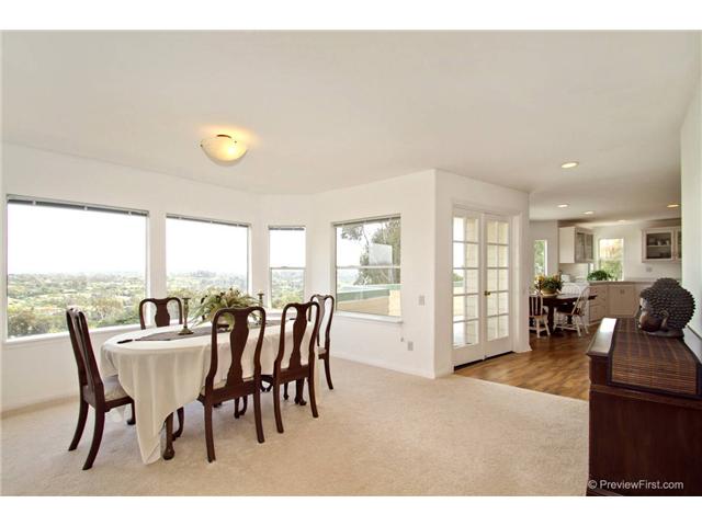 243 Ridge Terrace Encinitas, CA 92024 - Photo 7 of 25 Effortless Entertaining