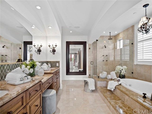 $2,842,000 | 511 Fullerton Avenue, Newport Beach, CA 92663