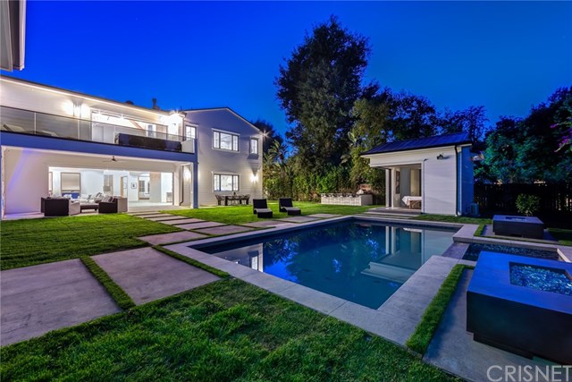 4525 Libbit Avenue Encino, CA 91436 - Photo 5 of 65