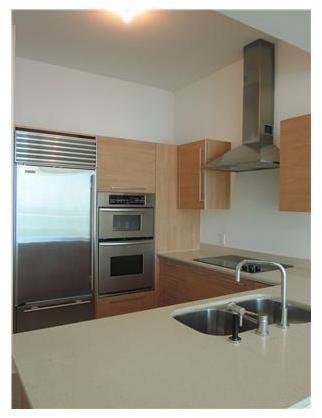 218 Southeast 14th Street, Unit 2304 Miami, FL 33131 - Photo 3 of 12