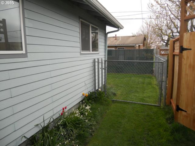 2008 Sallal Road Woodburn, OR 97071 - Photo 10 of 12 Gallery Image 10