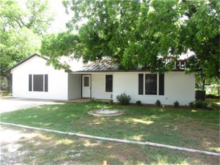 313 South Prairie Street Pilot Point, TX 76258 - Photo 1 of 1 Welcome home to this 4 bedroom with 2 master bedrooms in Pilot Point.