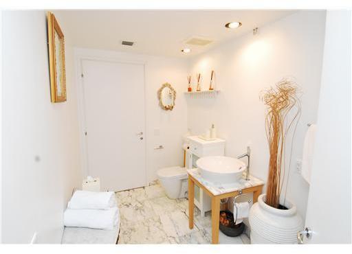 450 Alton Road, Unit 3506 Miami Beach, FL 33139 - Photo 7 of 16