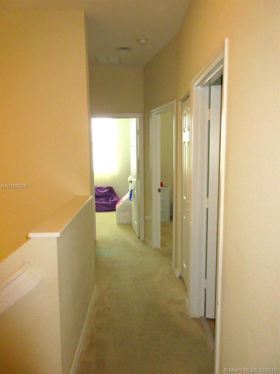 2851 Prospect Road, Unit 402 Fort Lauderdale, FL 33309 - Photo 27 of 34