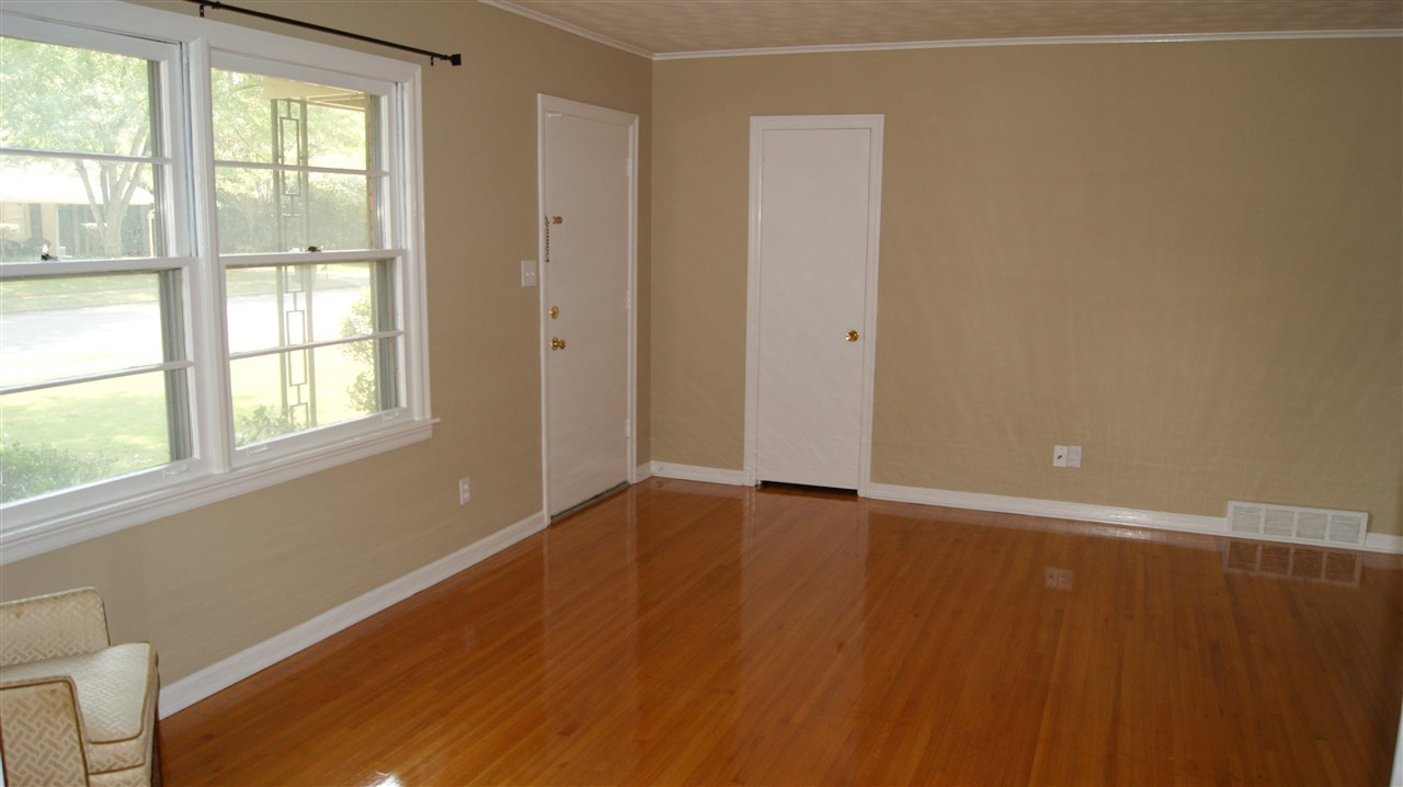 5156 Princeton Road Memphis, TN 38117 - Photo 6 of 16
