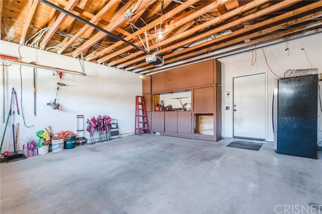 17037 Lassen Street Northridge, CA 91325 - Photo 31 of 37