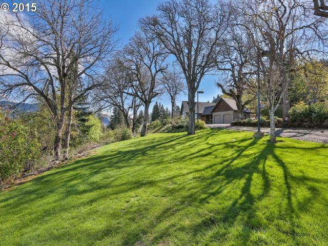 555 Highline Road Hood River, OR 97031 - Photo 4 of 16