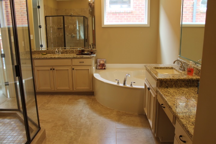 992 Russell Farms Road Collierville, TN 38017 - Photo 10 of 25 Gallery Image 10